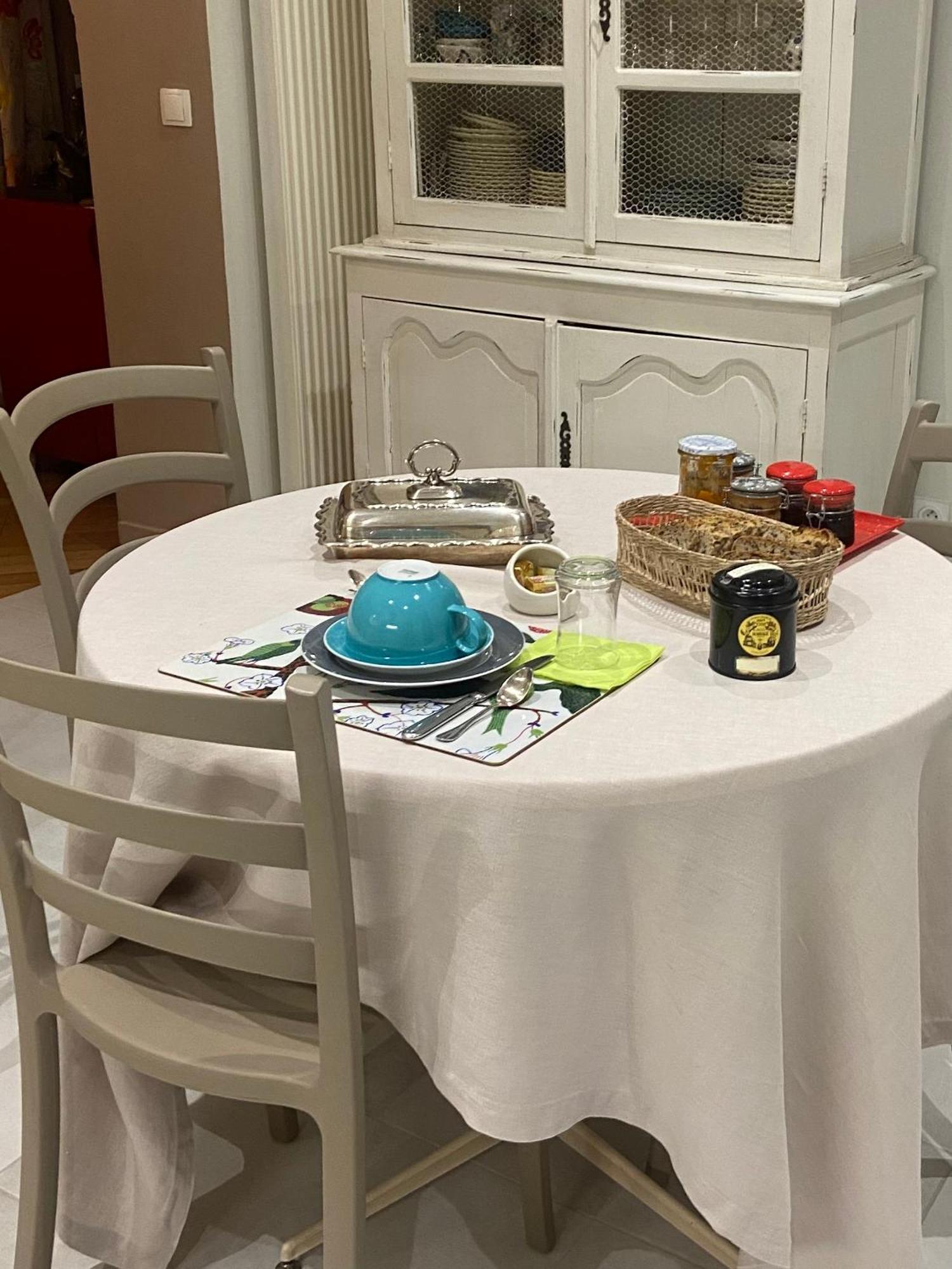 Calme , Proche Du Centre, Grande Terrasse, Petit Dejeuner บอร์โด ภายนอก รูปภาพ